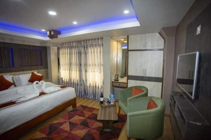 Hotel Marinha Kathmandu Exteriör bild